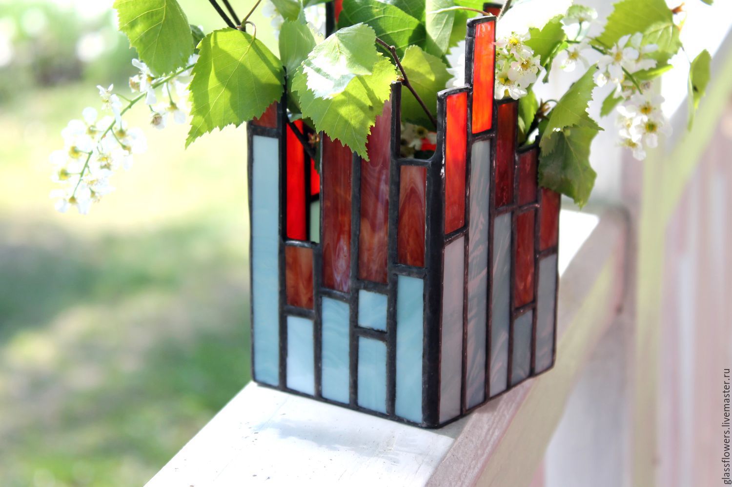 housewarming gift, wedding gift, giving, gift, candle holder glass, buy a souvenir glass, interior decoration, red candle holder, blue candle holder, stained glass gifts, stained glass
