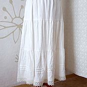 Одежда ручной работы. Ярмарка Мастеров - ручная работа Enagua de lino con encaje blanco largo. Handmade.