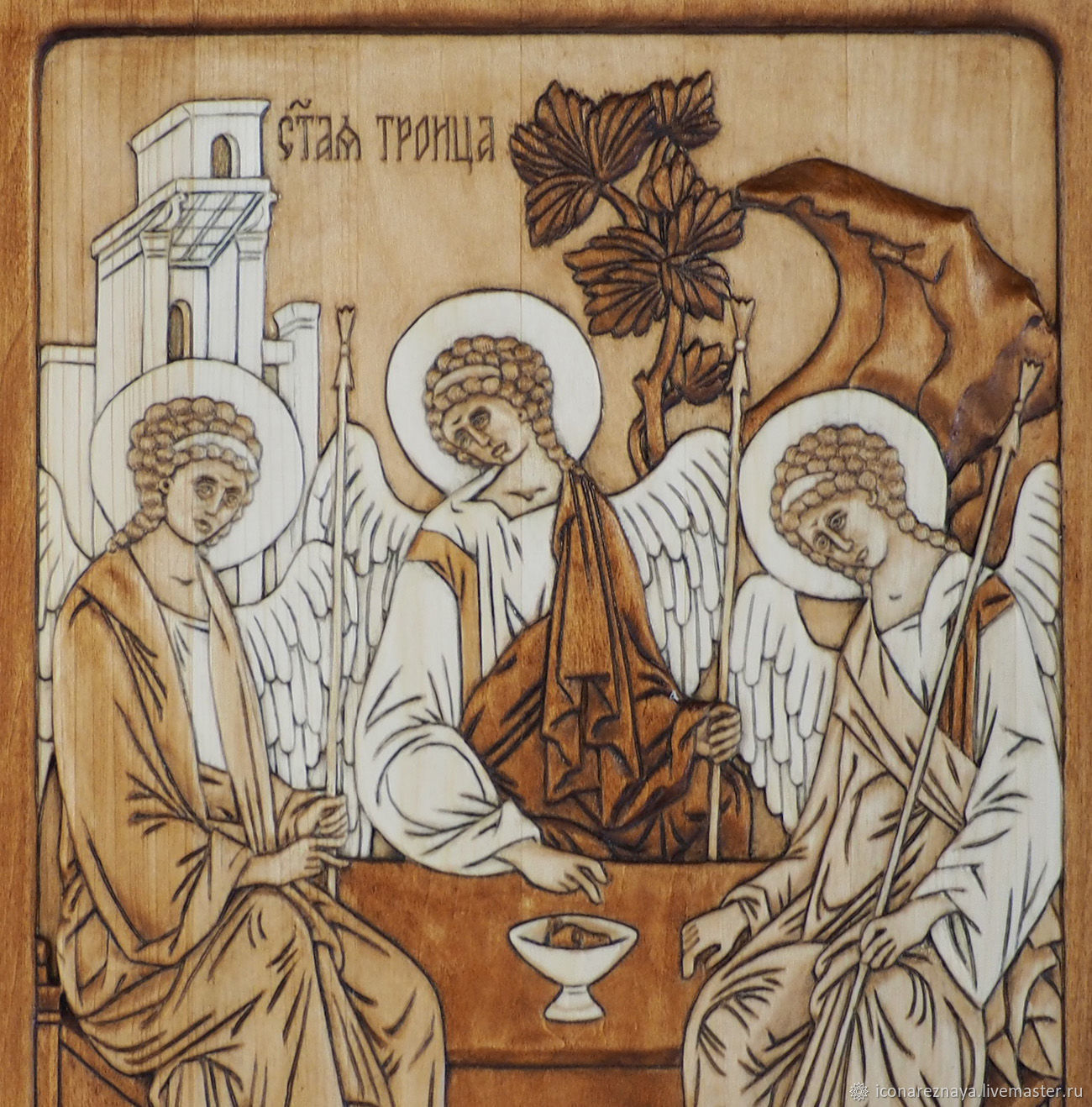 Резная икона «Святая Троица»