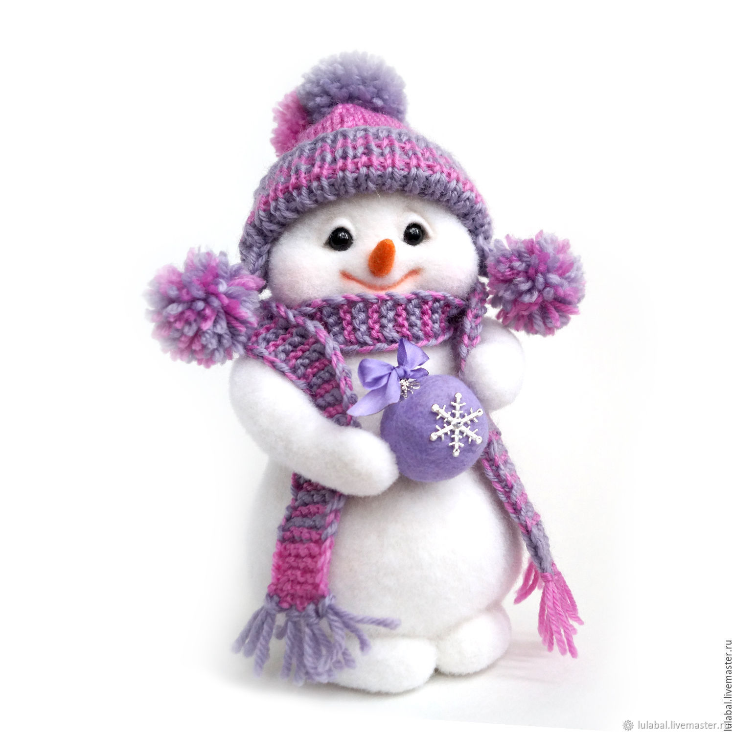 Снежком игрушка. Игрушка - Снеговик. Снеговички игрушки новогодние. Мягкая игрушка Снеговик. Игрушка валяная Снеговик.