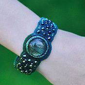 Украшения ручной работы. Ярмарка Мастеров - ручная работа Beaded bracelet labradorite Night forest green blue. Handmade.