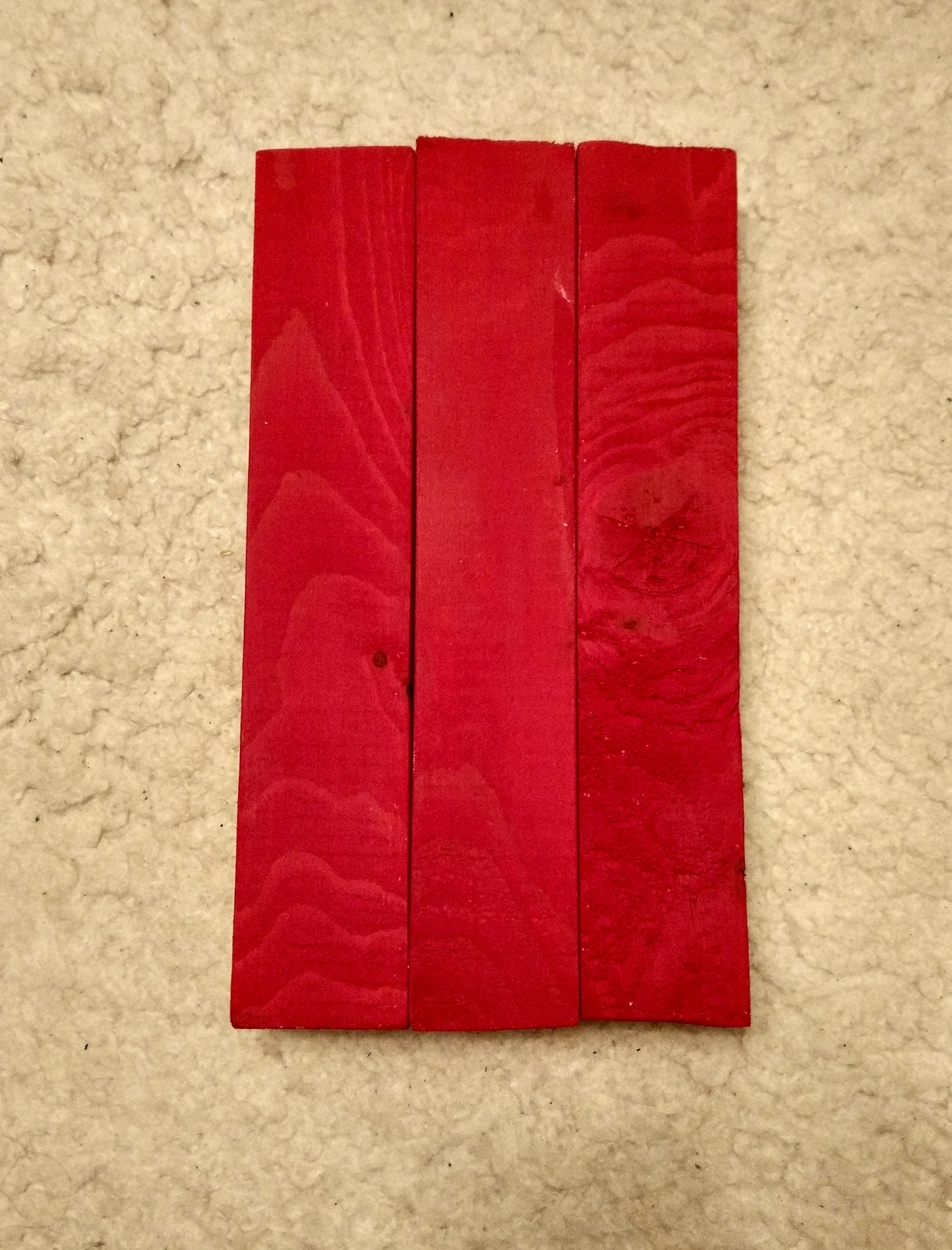 Заготовка для партии небольших картин.