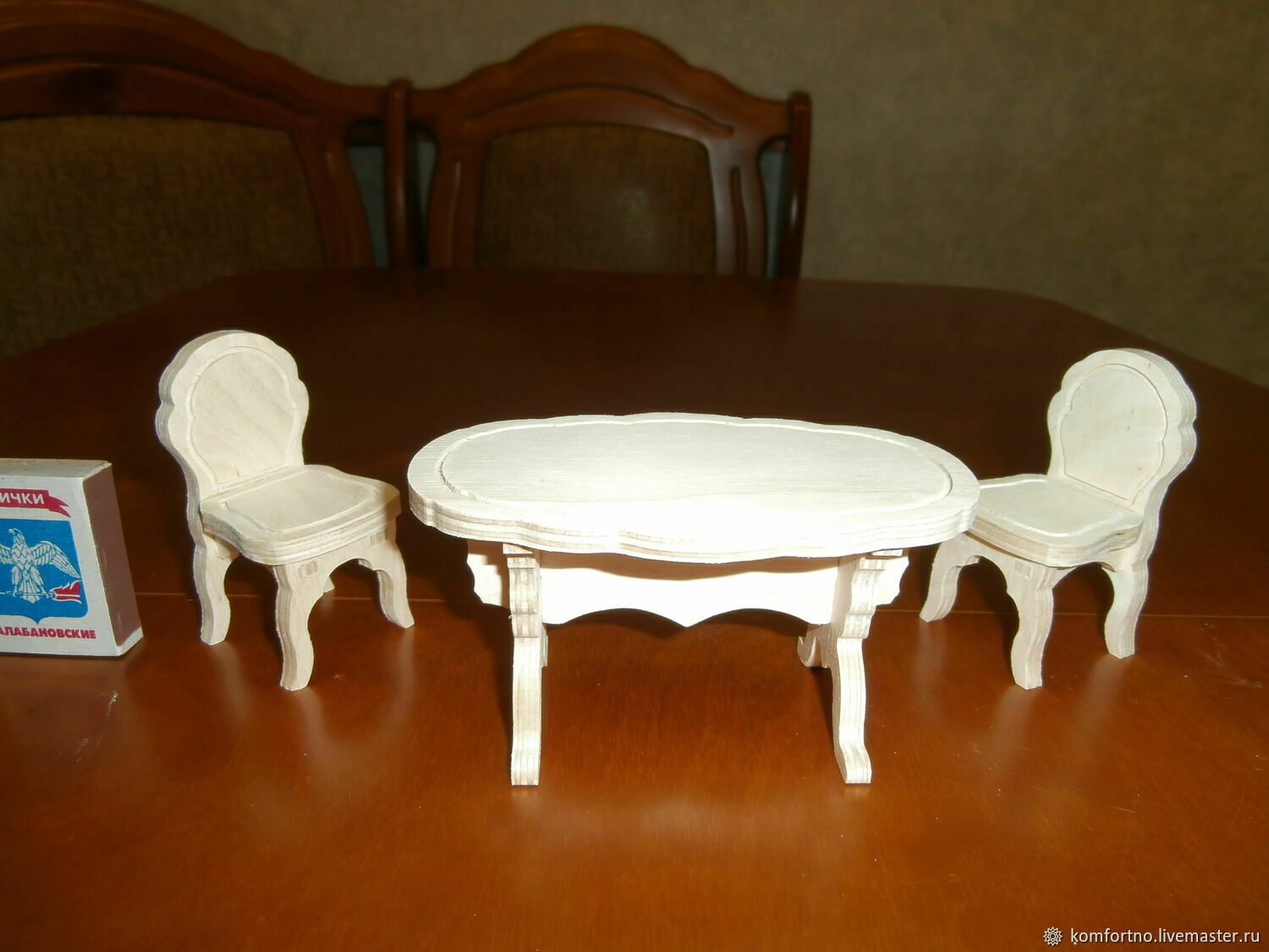 Кукольная мебель столик со стульчиками