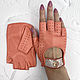 Кожаные перчатки "Дворжак" коралл. Перчатки. LA1007 - изделия из натуральной кожи. Интернет-магазин Ярмарка Мастеров.  Фото №2