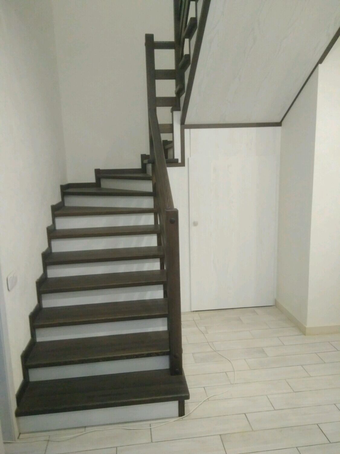 Обшивка металлического каркаса лестницы закрытого типа в интернет ...