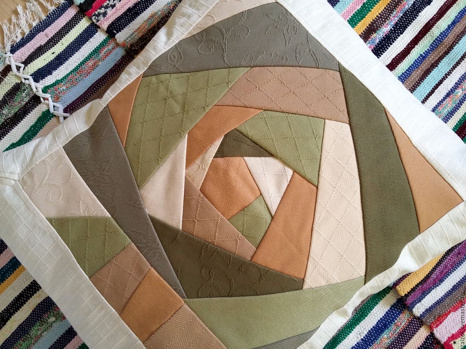 подушки пэчворк из мебельной ткани
