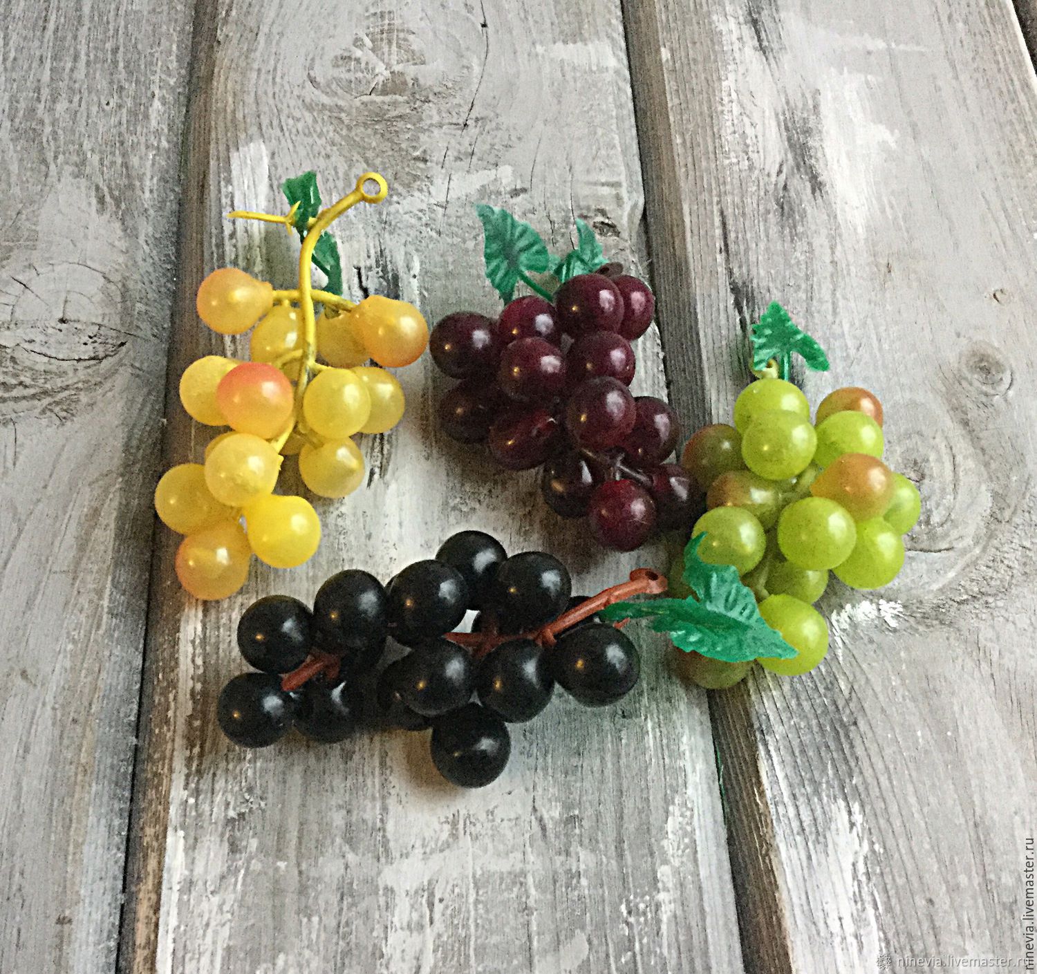 Искусственный виноград для интерьера
