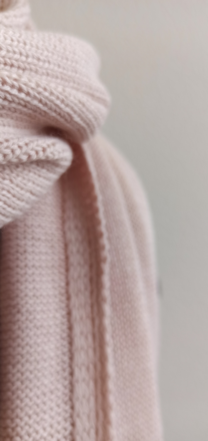 Cashmere 100, фабрика Loro Piano, Италия.