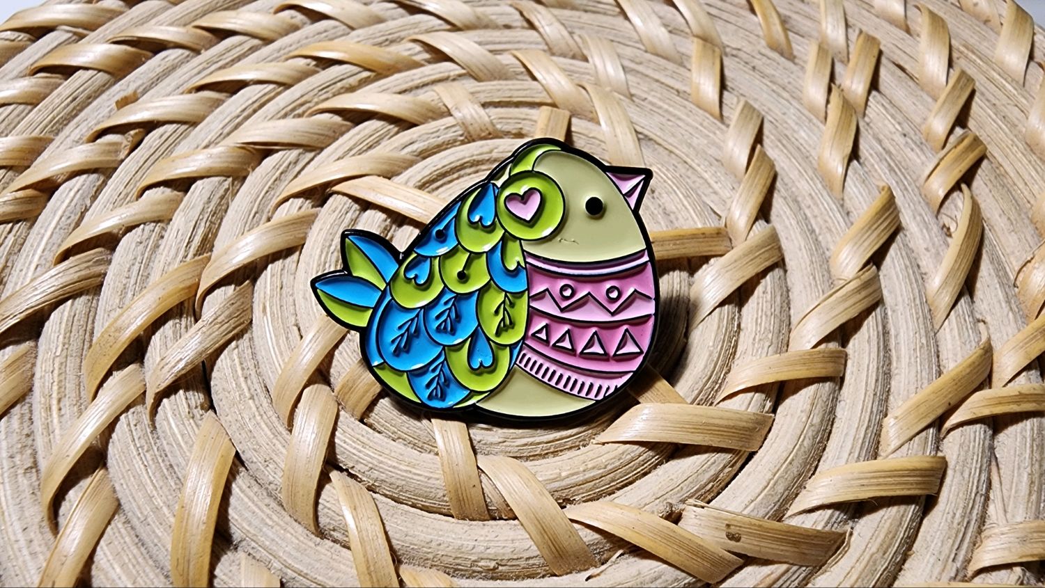 Кнопка " Радужная Птичка" купить в интернет-магазине Ярмарка Мастеров ...