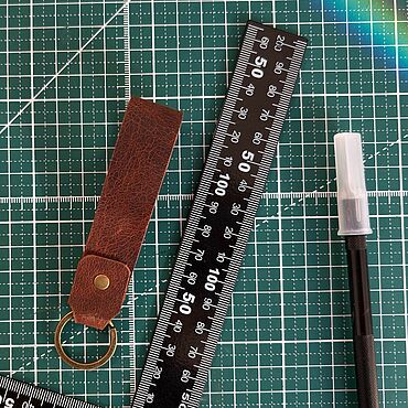 Сумки ручной работы. Ярмарка Мастеров - ручная работа Брелок, натуральная кожа Crazy Horse, цвет «Виски». Handmade.