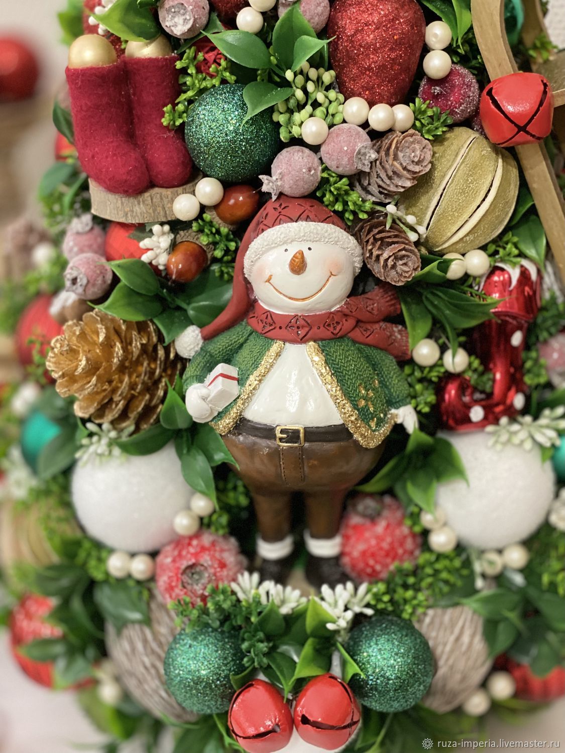 Grandsiti ель искусственная снежная королева с украшениями 2. Toyland пихта искусственная люкс с зелеными кончиками 2. «пряничный венок». Большая елка с подарками. Cartita design елка.