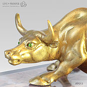 Для дома и интерьера handmade. Livemaster - original item Bronze bull with gold plating with accents of demantoid garnet. Handmade.