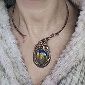 Украшения handmade. Livemaster - original item Copper necklace with labradorite Peacock eye on a rigid base. Handmade.
