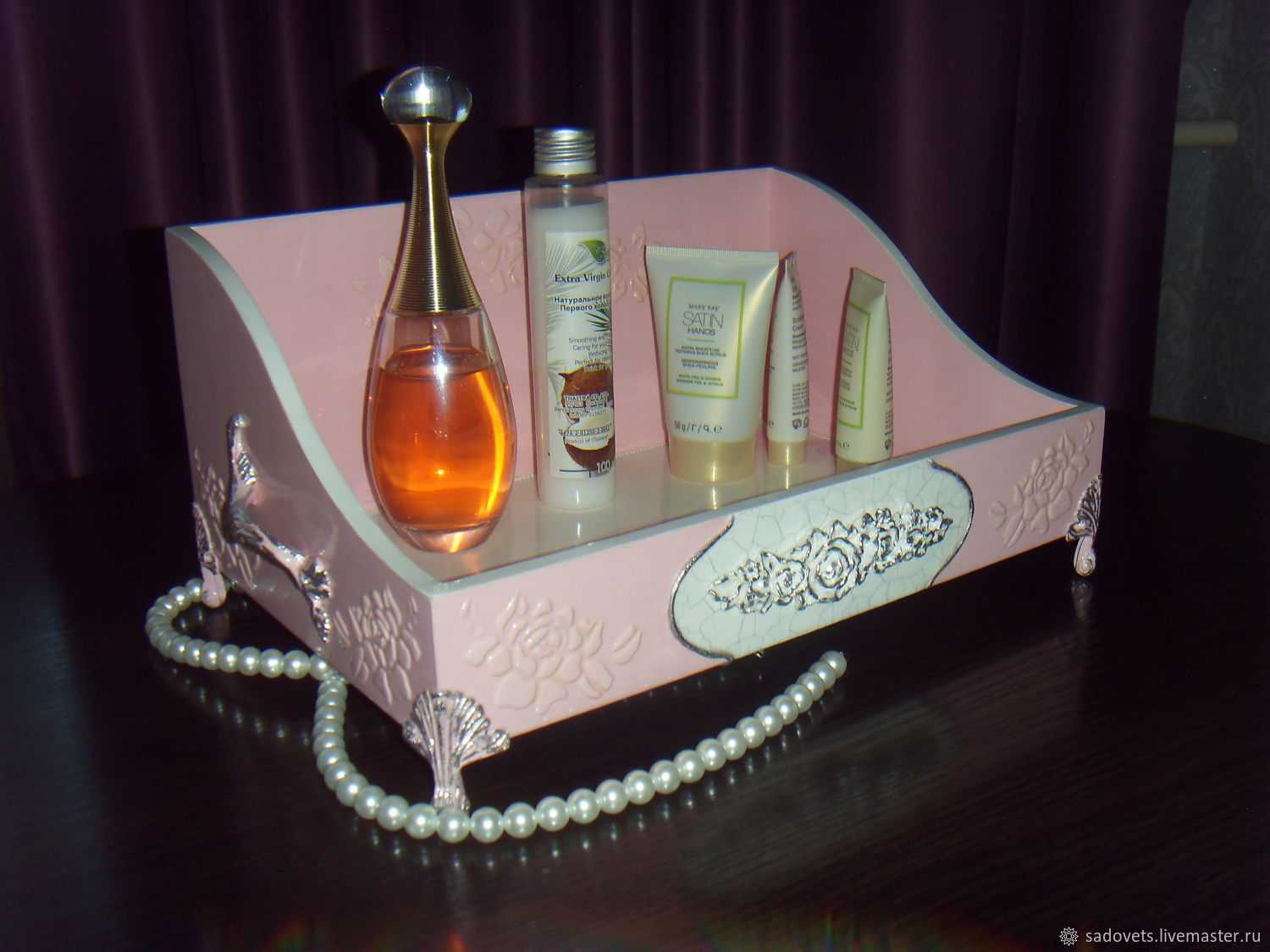 дамский столик для косметики и парфюма коди кросс