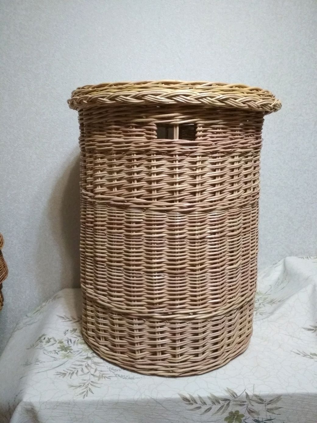 big storage baskets with lids