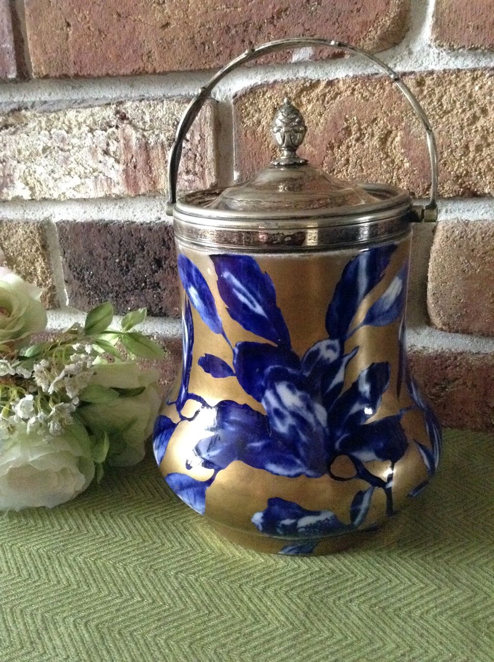 Винтаж: Старинная бисквитница от Thomas Forester&Sons купить в интернет ...