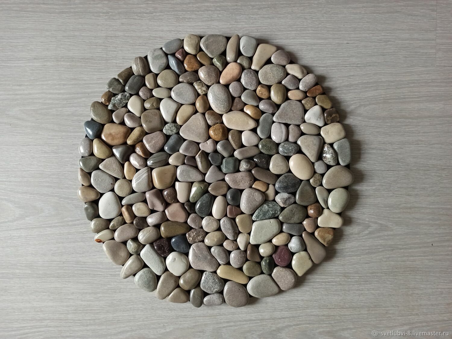 Поделки из мелких камней
