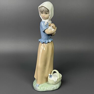 Винтаж ручной работы. Ярмарка Мастеров - ручная работа Винтаж: Статуэтка Lladro Защищая собаку Испания винтаж девушка собака девочка. Handmade.