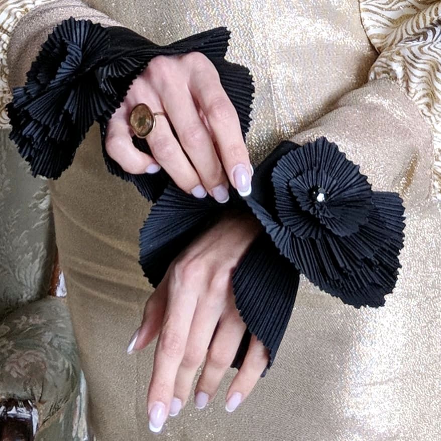 Манжеты из шелка и ткани гофре \"Вечерний шик\" – заказать на Ярмарке ...