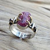 Уникальное кольцо  с камнем