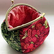 Сумки и аксессуары handmade. Livemaster - original item Malinka Cosmetic bag with clasp. Handmade.