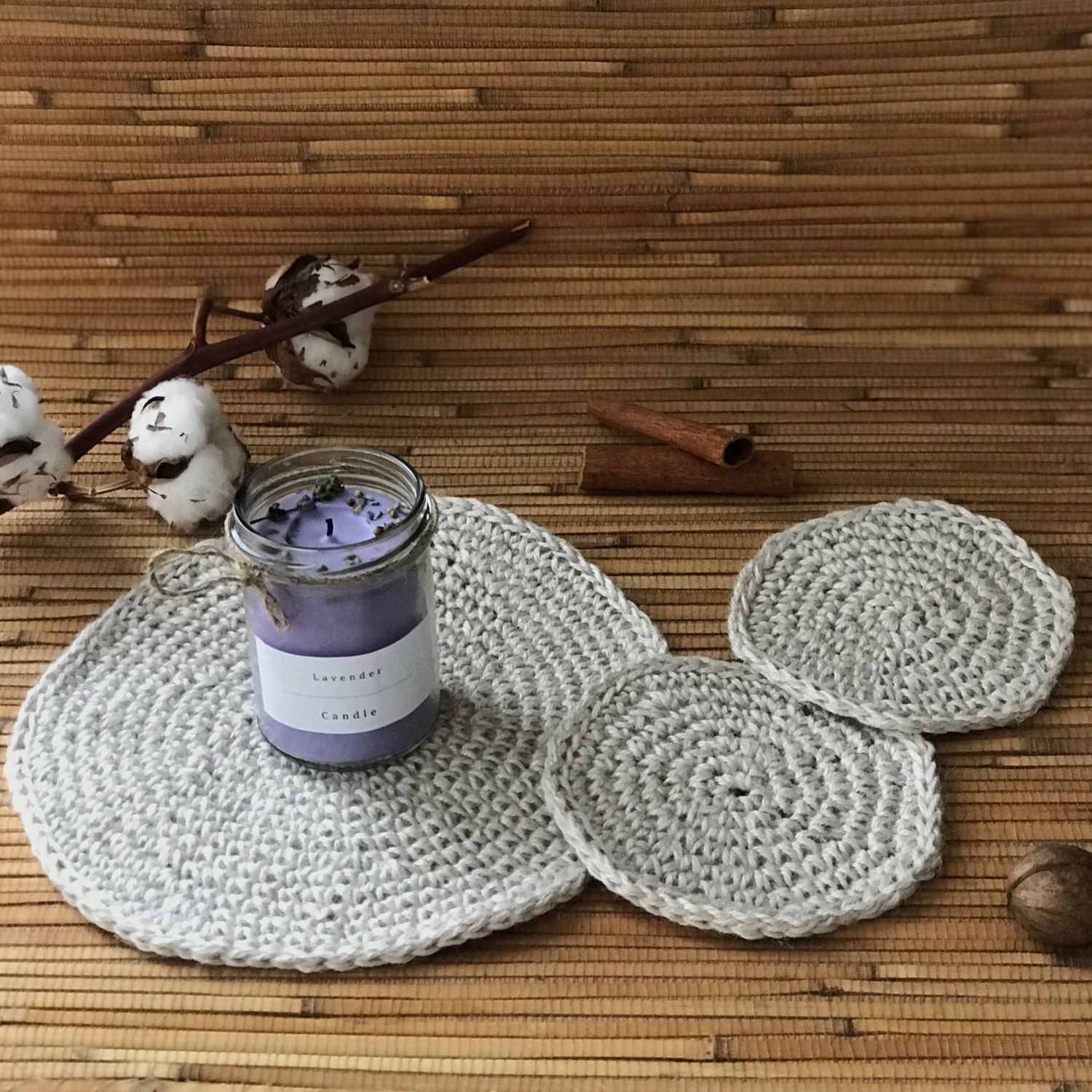 Салфетки из джута. Салфетки из джута. Салфетки из шпагата джутового. Подставка для салфеток из джута. Подставка под тарелку из джута.