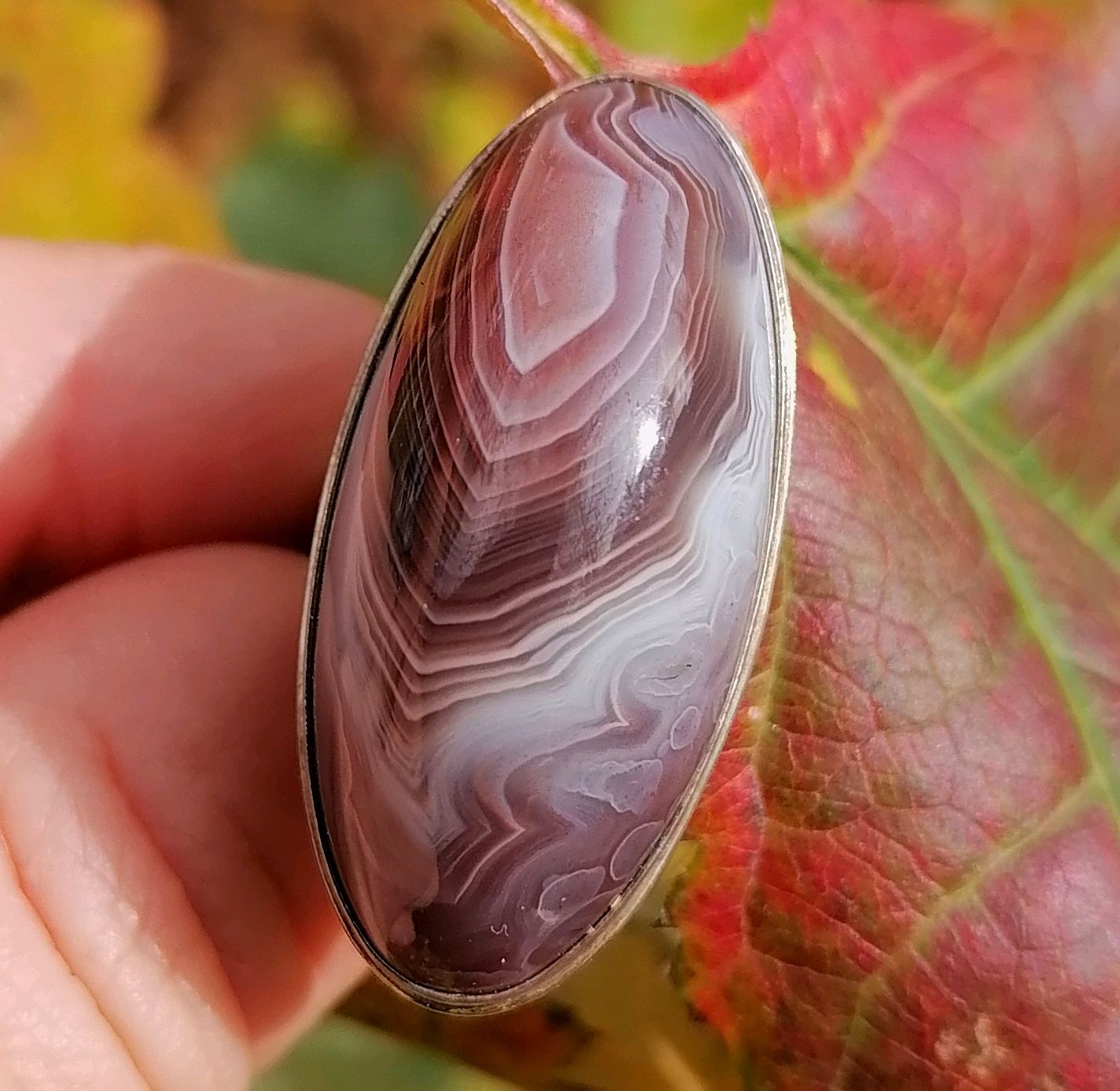 Agate Anuzite laucina