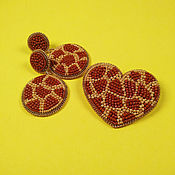 Украшения handmade. Livemaster - original item Giraffe Heart Brooch and Giraffe Earrings Beige Embroidery. Handmade.