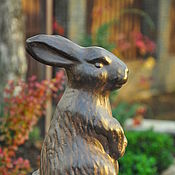 Для дома и интерьера handmade. Livemaster - original item Rabbit figurine made of cast iron concrete garden decor. Handmade.