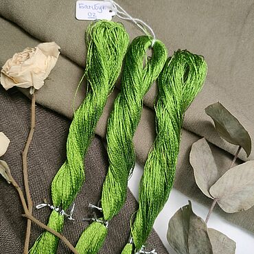 Материалы для творчества ручной работы. Ярмарка Мастеров - ручная работа Японские нитки "Бамбук 02" шелк 100% для ручной вышивки. Handmade.