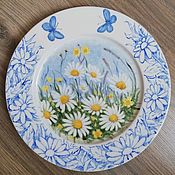 Посуда handmade. Livemaster - original item Daisies and butterflies (porcelain plate). Handmade.