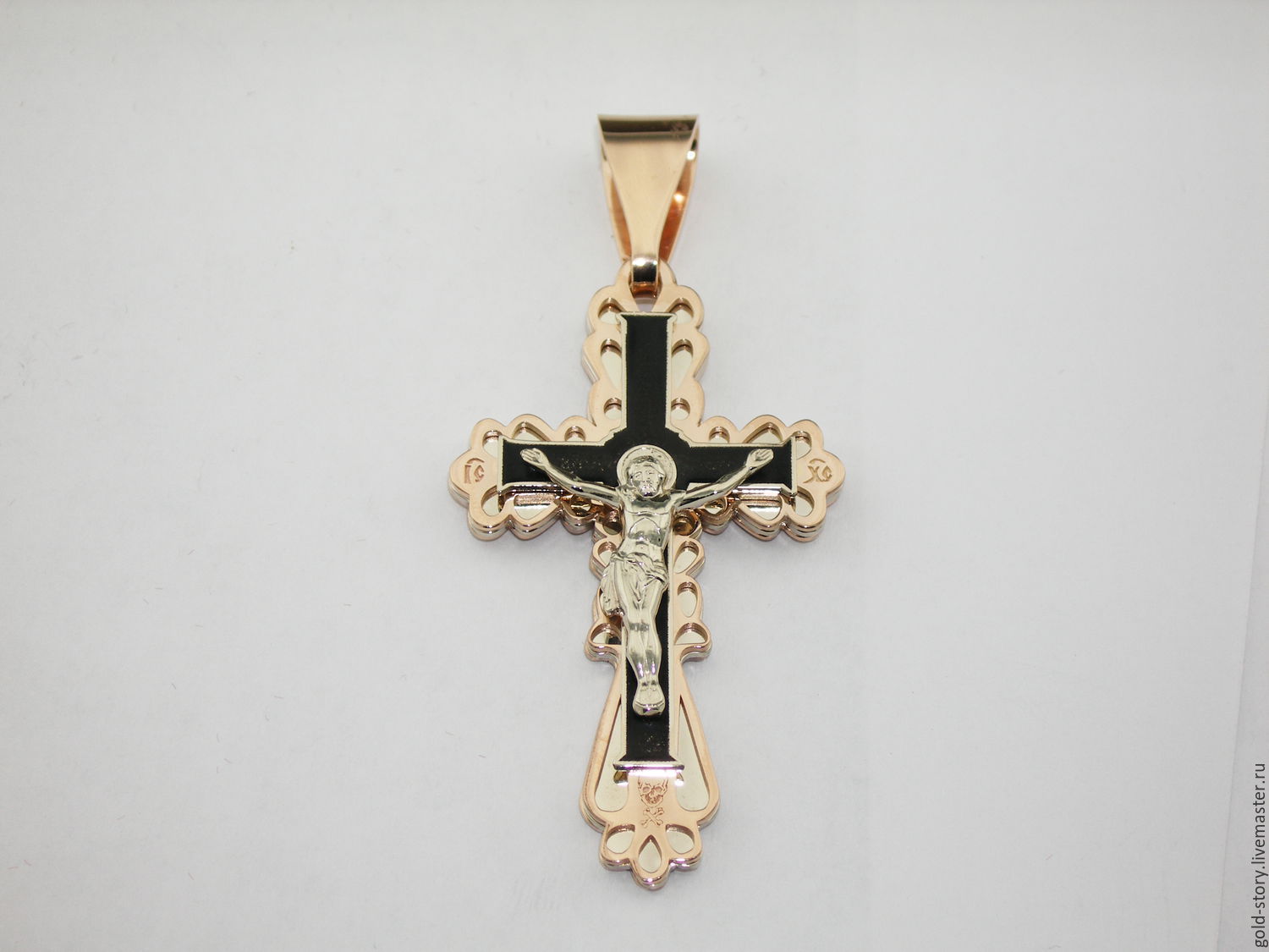 Нательные мужские кресты — купить по выгодной цене | Ювелирный дом Заварин