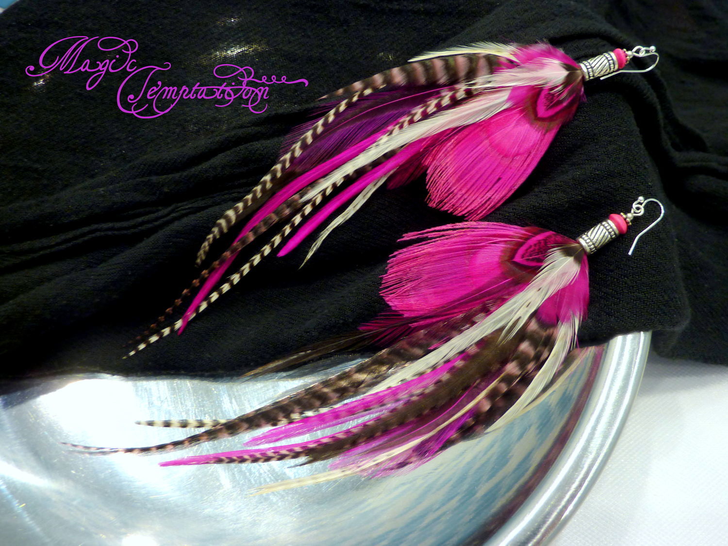 Feather Earrings With Bright Pink Pea заказать на Feather Earrings With Bright Pink