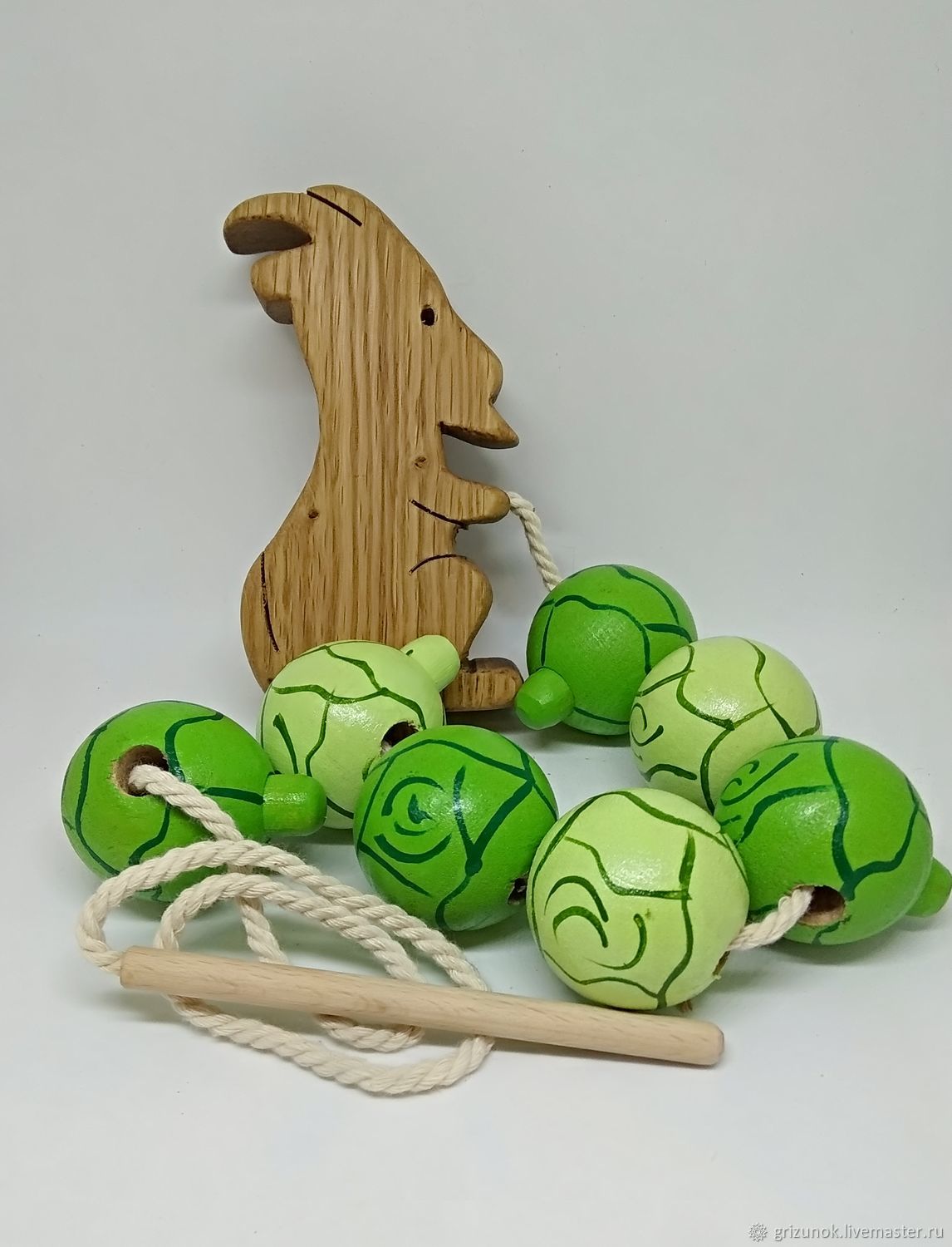 Деревянные шнуровки. Шнуровка деревянная. Игрушка деревянная шнуровка. Шнуровка для детей деревянная. Деревянные игрушки с шнурками.