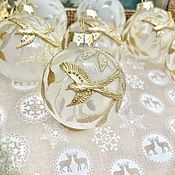Сувениры и подарки handmade. Livemaster - original item Christmas decorations: A ball with a bird of paradise. Handmade.