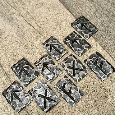Сумки ручной работы. Ярмарка Мастеров - ручная работа Брелок кованый с руной. Handmade.