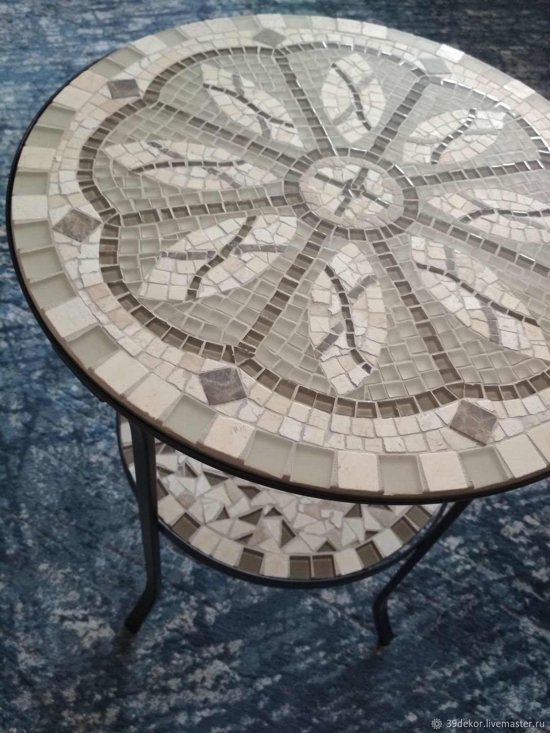 стол пластиковый с мозаикой