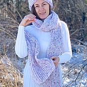 Бирюзовый шарф с вышивкой и бахромой