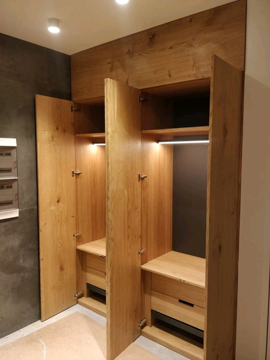 Шкаф с подсветкой в прихожую в интернет-магазине на Ярмарке Мастеров ...