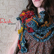 Knitted scarf-snud 