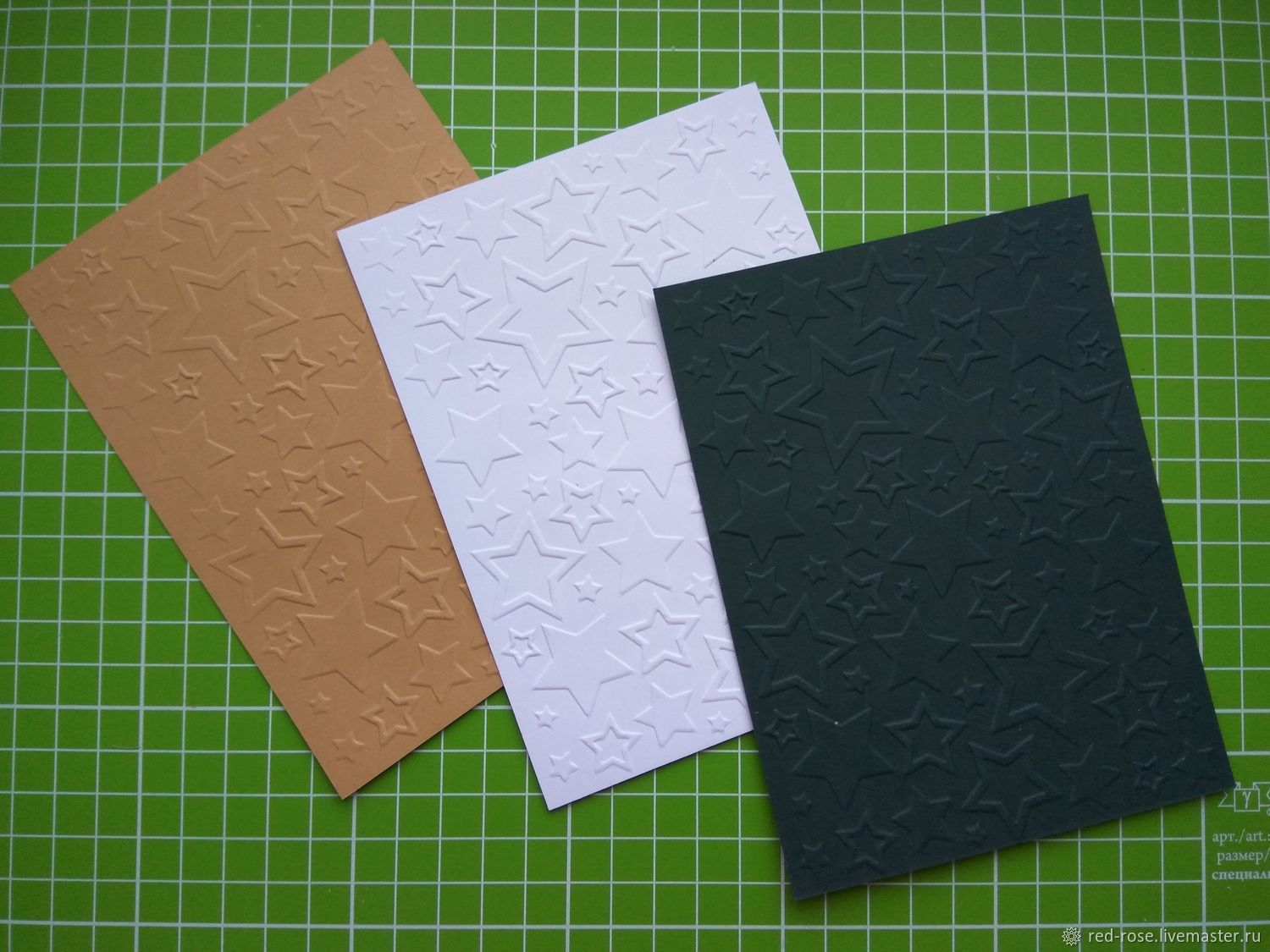 сорт бумаги с тиснением