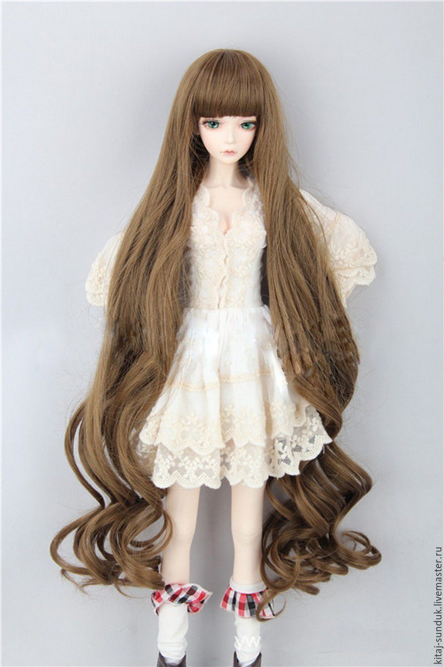 Куклы красивые волосы. Кукла с длинными волосами. Кукла с лимонными волосами. Фарфоровая кукла с длинными волосами. Большие куклы с длинными волосами.