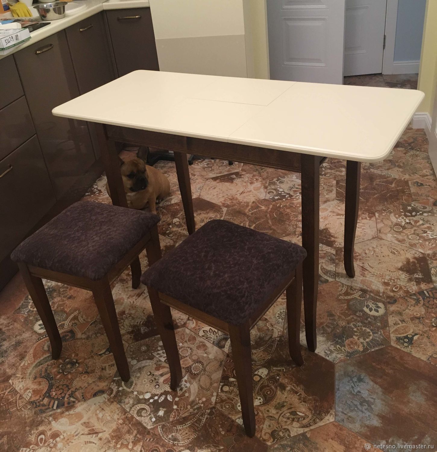 Раздвижной стол на кухню 70 см
