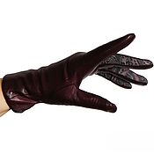 Винтаж handmade. Livemaster - original item Size 7. Burgundy winter gloves made of leather and velour with a print. Handmade.