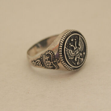 Винтаж ручной работы. Ярмарка Мастеров - ручная работа Винтаж: Кольца винтажные: Серебряное кольцо с гербом, серебро 925. Handmade.