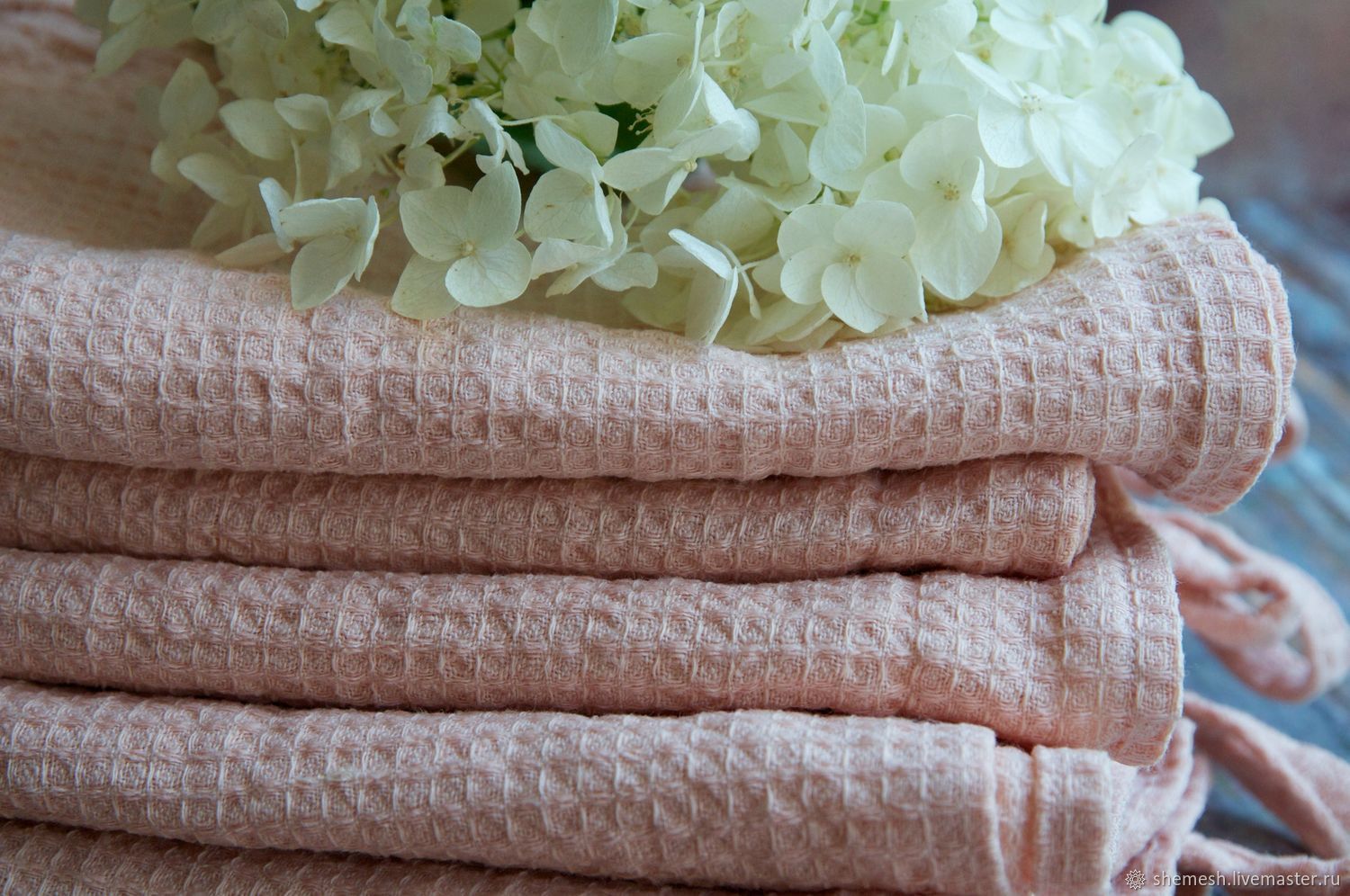 Купить вафельные банные полотенца. Льняное полотно для полотенец. Льняное полотенце. Ткань льняная для полотенец. Ткань лен для полотенец.