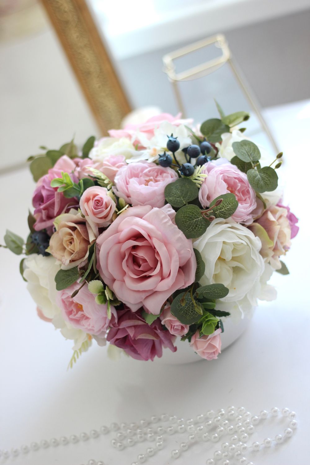 Круглая цветочная композиция из искусственных цветов в интернет ...