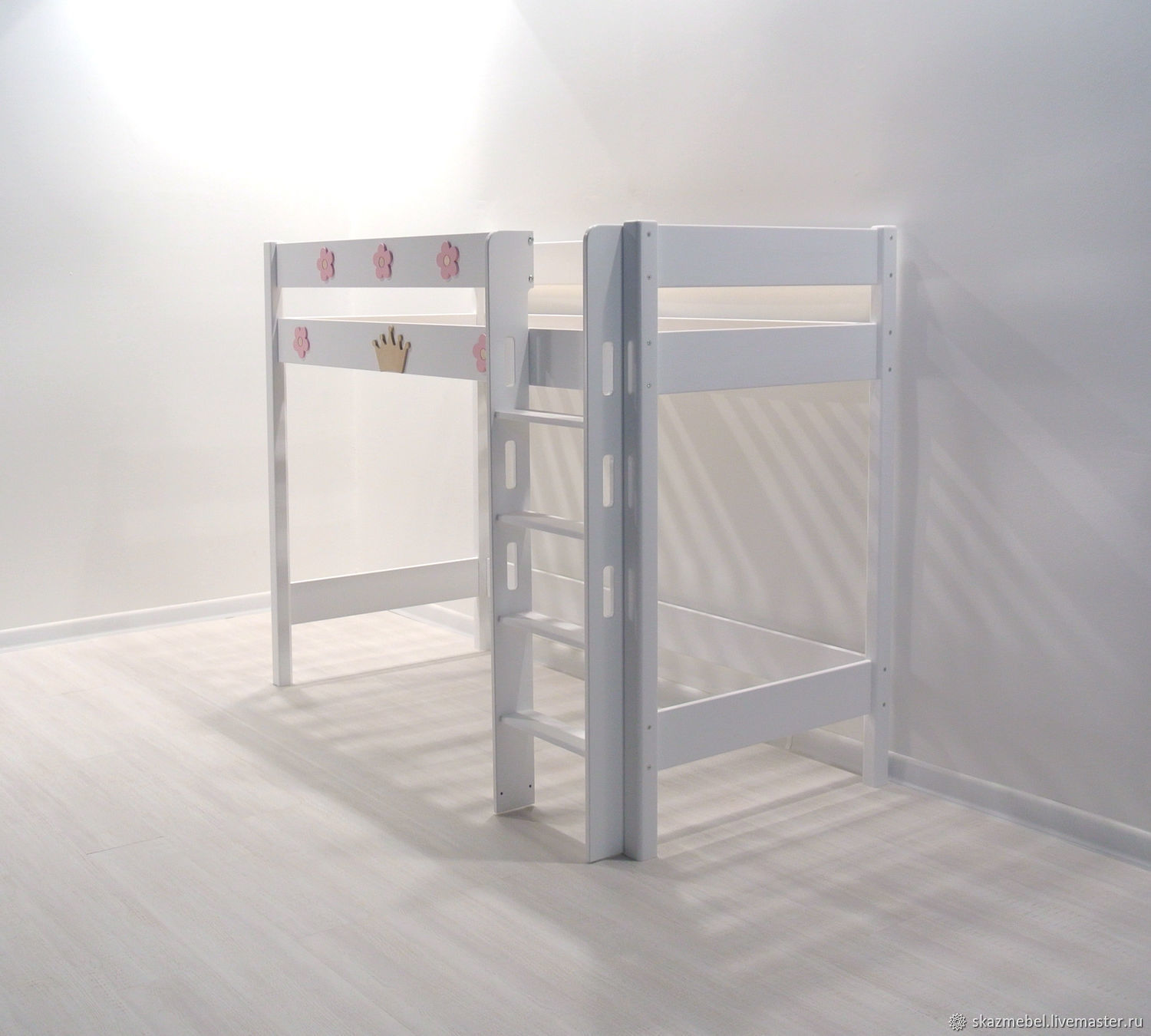 Кровать-чердак с игровой зоной металлическая