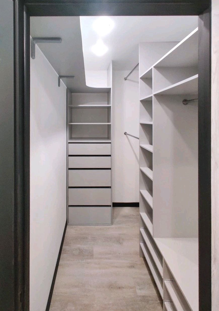 Шкаф в гардеробную в интернет-магазине на Ярмарке Мастеров | Шкафы ...