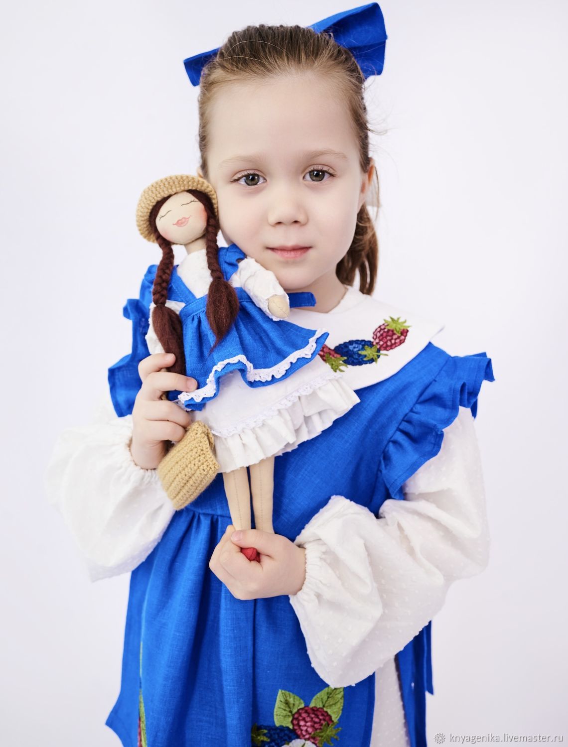 Кукла "Княженика" с детской сказкой о ней в интернет-магазине Ярмарка ...
